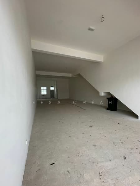 Shop for Sale in Kepala Batas (Penang) - Leesa Cheah - Interior - PropertyGuru.com.my
