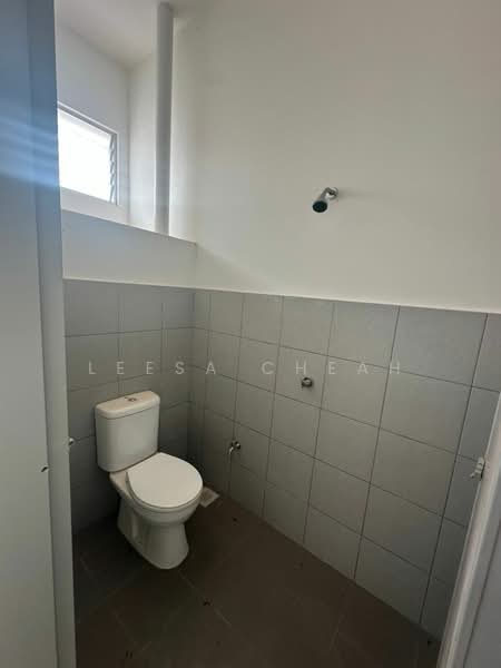 Shop for Sale in Kepala Batas (Penang) - Leesa Cheah - Bathroom - PropertyGuru.com.my