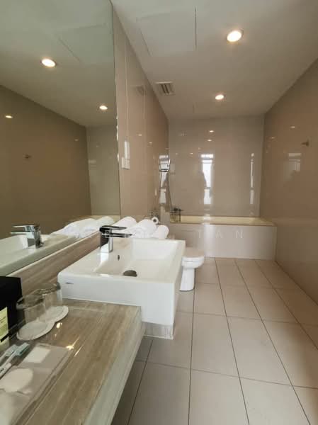 Servis Apartment untuk Disewa di Invito Residence - Tabber Tan - Bathroom - PropertyGuru.com.my