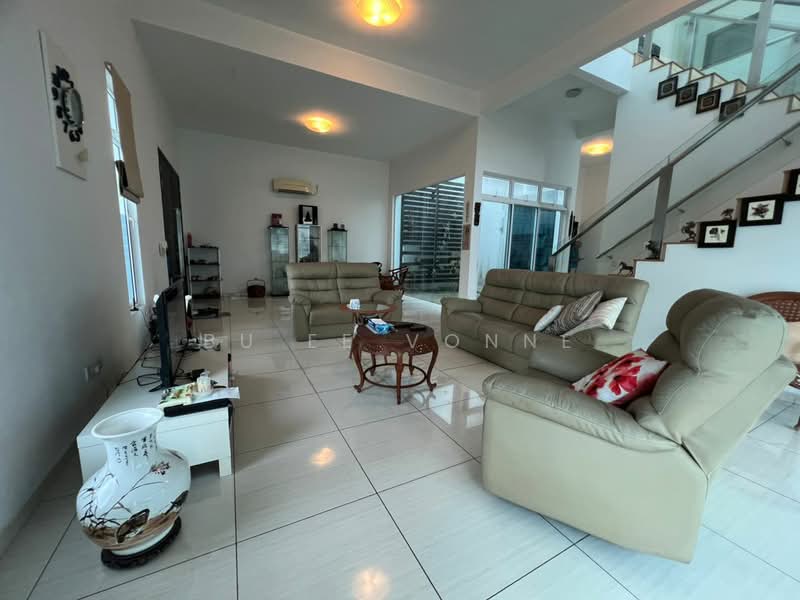 Semi-Detached House for Sale in Bukit Indah (Iskandar Puteri (Nusajaya)) - Bu Ee Vonne - Living Room - PropertyGuru.com.my