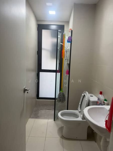 Condominium for Rent at Trinity Wellnessa - Jonathan Yeoh - Bathroom - PropertyGuru.com.my