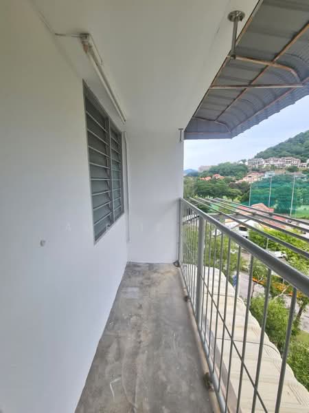 Flat for Sale at Taman Lip Sin Block 6 - Amelie Soh - Balcony - PropertyGuru.com.my