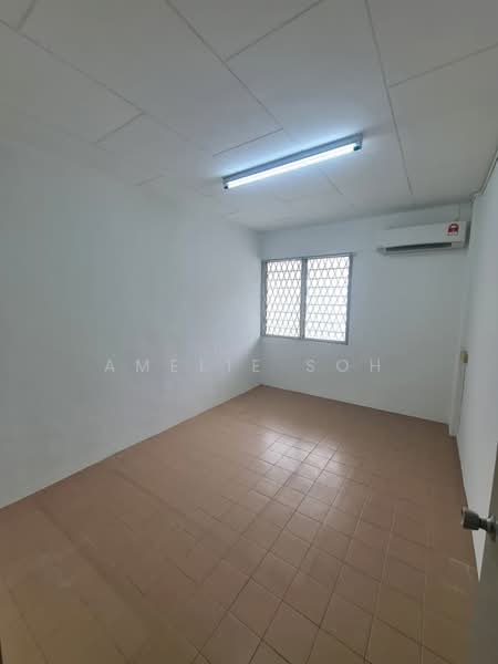 Flat for Sale at Taman Lip Sin Block 6 - Amelie Soh - Interior - PropertyGuru.com.my