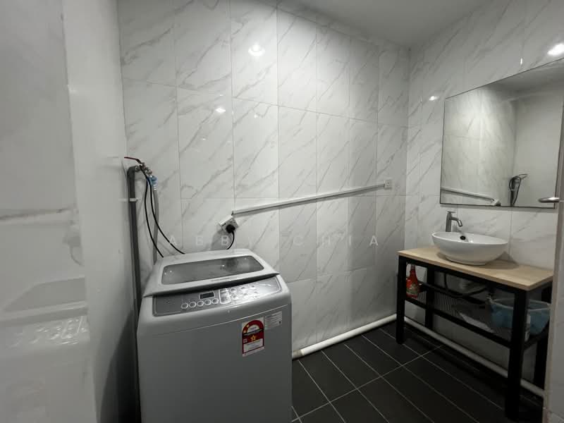 SOHO @ Empire City untuk Untuk Disewa - RM 1,300 /bulan, Apr 2026 - Bathroom - PropertyGuru.com.my