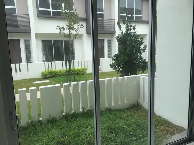 Terraced House for Sale in Bandar Saujana Putra (Tanjong Duabelas) - Simon Khoo - Exterior - PropertyGuru.com.my