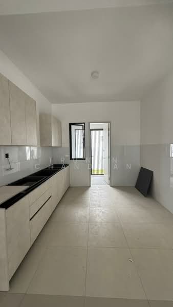 2-storey Terraced House for Rent in Shah Alam (Selangor) - Trunan Chandran - Kitchen - PropertyGuru.com.my