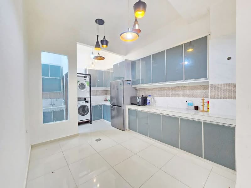 Cluster House for Sale in Bandar Seri Alam (Masai) - Brandon Tee - Kitchen - PropertyGuru.com.my