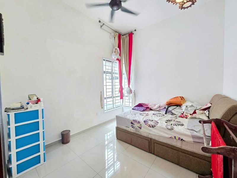 Cluster House for Sale in Bandar Seri Alam (Masai) - Brandon Tee - Bedroom - PropertyGuru.com.my