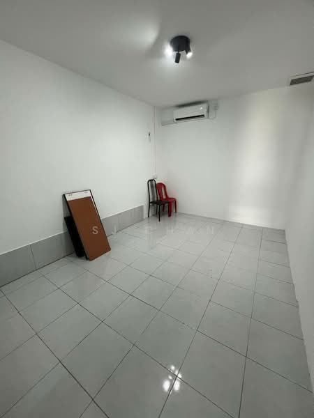 Untuk Disewa - Taman Iskandar