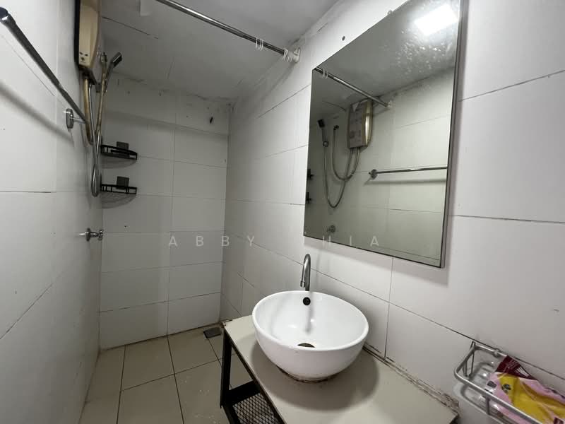 For Rent - Colonial @ Empire City