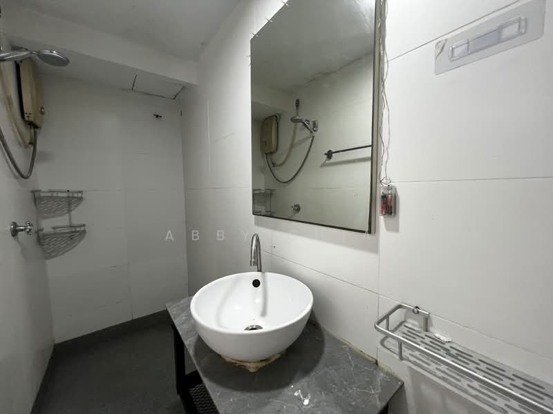 For Rent - Colonial @ Empire City