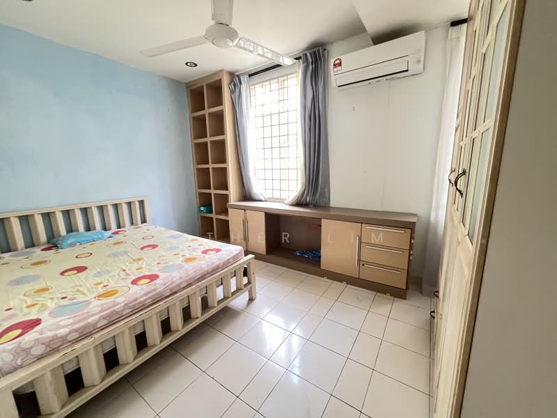 2-storey Terraced House for Sale in Seksyen 4 (Kota Damansara) - Esther Lim - Bedroom - PropertyGuru.com.my