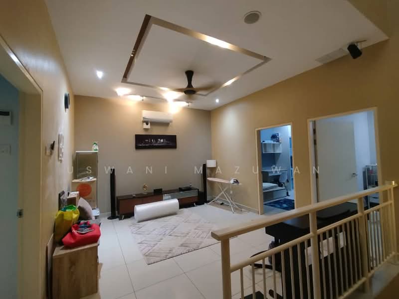 Terraced House for Rent in Bandar Puteri Puchong (Puchong) - Uswani Mazuwan - Living Room - PropertyGuru.com.my