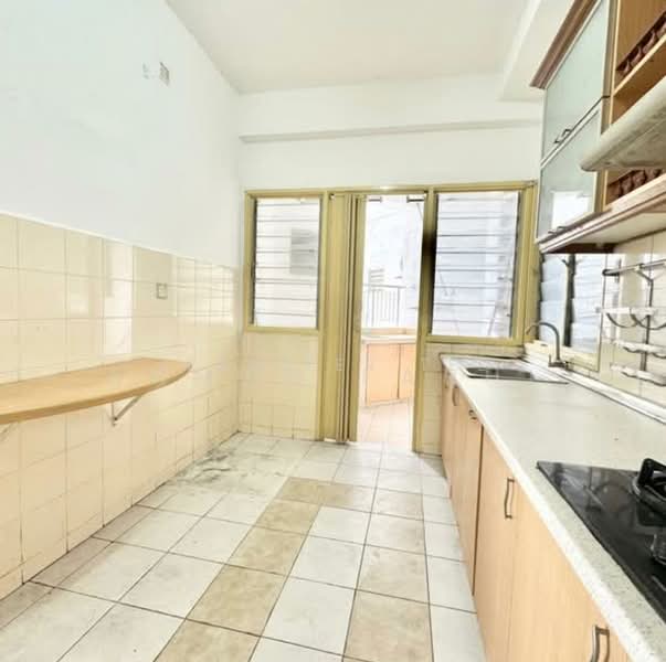 Condominium for Sale at Menara Menjalara - Jennifer Tee - Kitchen - PropertyGuru.com.my