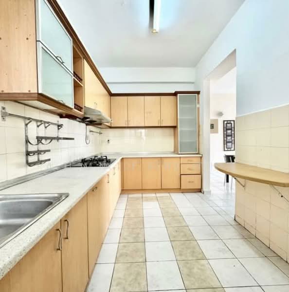 Condominium for Sale at Menara Menjalara - Jennifer Tee - Kitchen - PropertyGuru.com.my