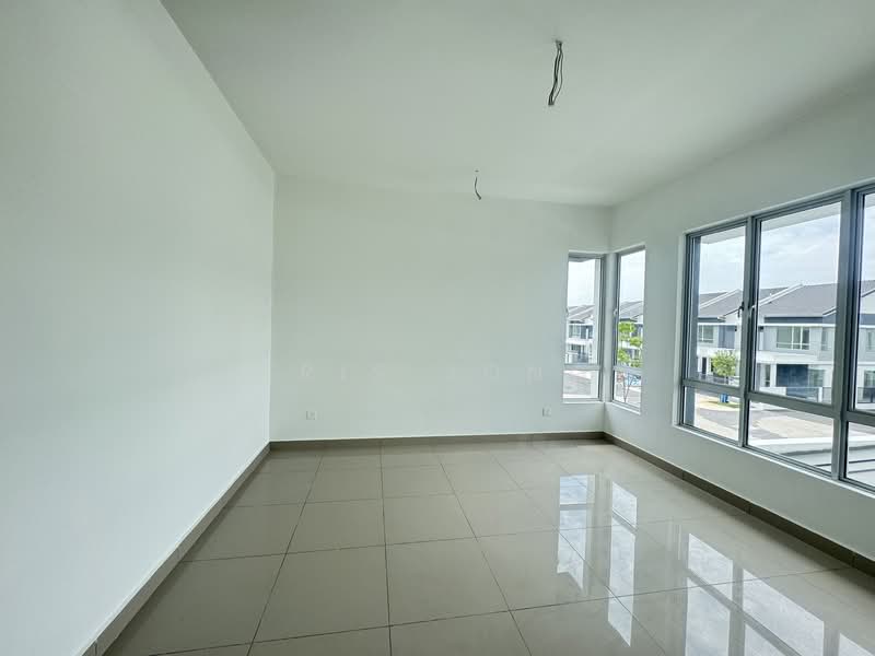 2-storey Terraced House for Sale in Amverton Hills (Sungai Buloh) - Tris Jong - PropertyGuru.com.my