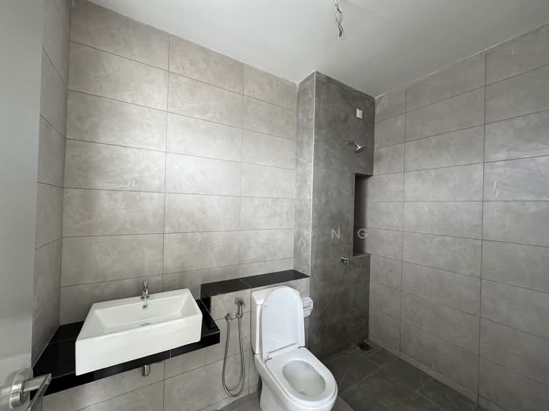 2-storey Terraced House for Sale in Amverton Hills (Sungai Buloh) - Tris Jong - PropertyGuru.com.my