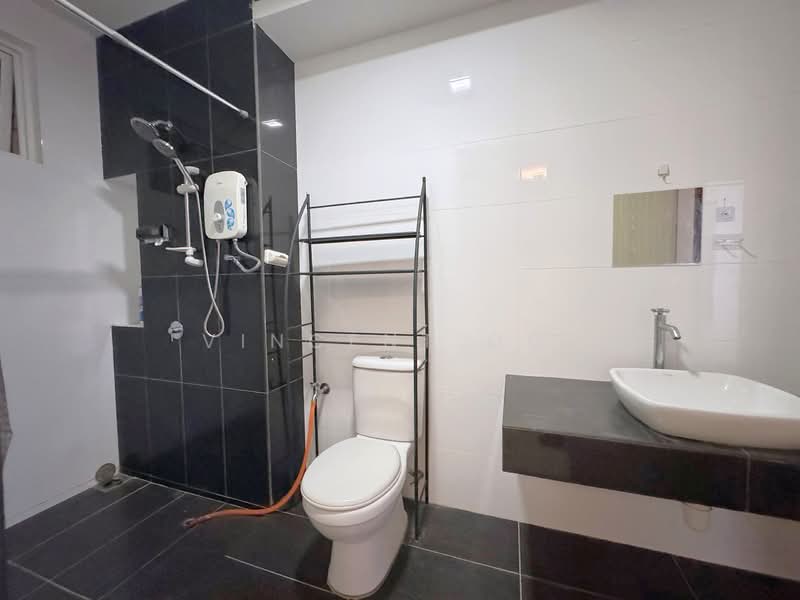 The Clovers untuk Untuk Disewa - RM 1,800 /bulan, Apr 2026 - Bathroom - PropertyGuru.com.my