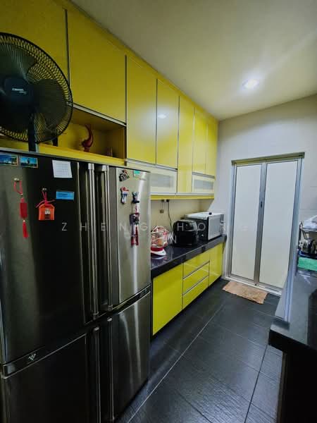 Semi-Detached House for Sale in Gombak (Selangor) - Zheng Hong Tan - Kitchen - PropertyGuru.com.my