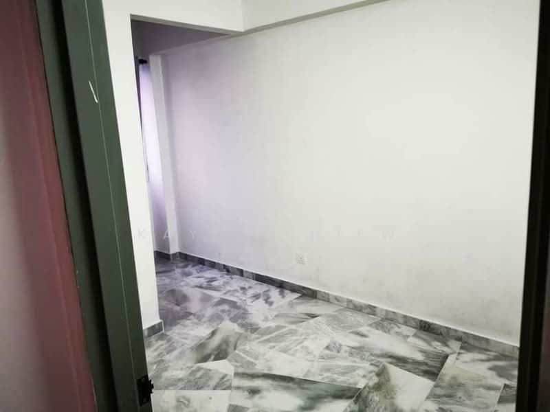 Apartment for Sale at Sri Ros Apartment - Kayden Hiew - Interior - PropertyGuru.com.my