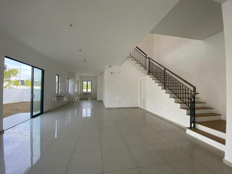 Hijayu 2 Resort Home Bandar Sri Sendayan untuk Untuk Dijual - RM 890,000, Apr 2026 - Living Room - PropertyGuru.com.my