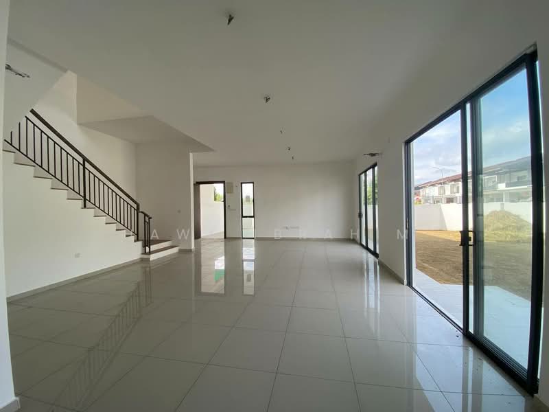 Hijayu 2 Resort Home Bandar Sri Sendayan untuk Untuk Dijual - RM 890,000, Apr 2026 - Living Room - PropertyGuru.com.my