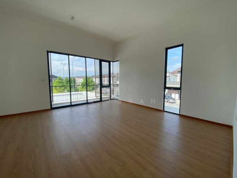 Hijayu 2 Resort Home Bandar Sri Sendayan untuk Untuk Dijual - RM 890,000, Apr 2026 - Living Room - PropertyGuru.com.my