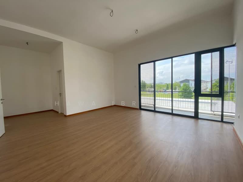 Hijayu 2 Resort Home Bandar Sri Sendayan untuk Untuk Dijual - RM 890,000, Apr 2026 - Living Room - PropertyGuru.com.my