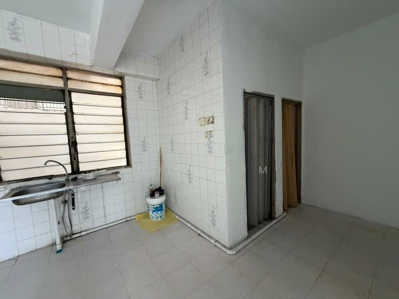 For Rent - Desa Rahmat (Graceland Villa)