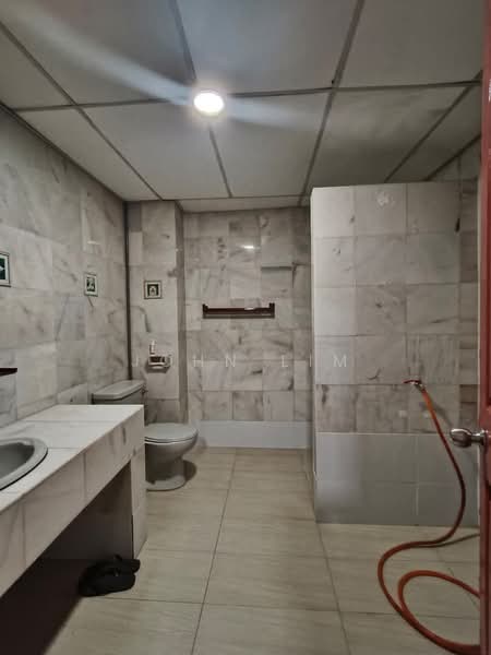 Pelita Indah untuk Untuk Disewa - RM 2,100 /bulan, Apr 2026 - Bathroom - PropertyGuru.com.my