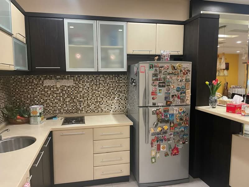 2-storey Terraced House for Sale in Kota Kemuning (Shah Alam) - Joanna Tan - Kitchen - PropertyGuru.com.my