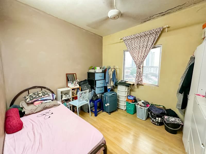 Apartment for Sale at Sri Pinang Villa - Ashraf Azwan - Bedroom - PropertyGuru.com.my