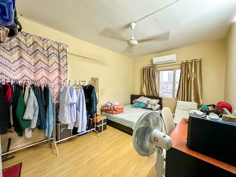 Apartment for Sale at Sri Pinang Villa - Ashraf Azwan - Bedroom - PropertyGuru.com.my