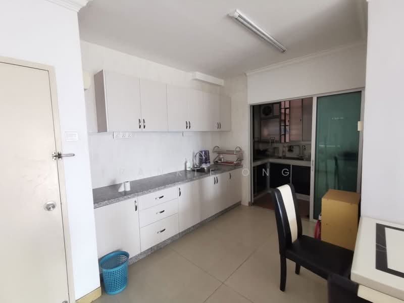 Service Residence for Rent at Kuchai Avenue - Frankie Ong - Kitchen - PropertyGuru.com.my