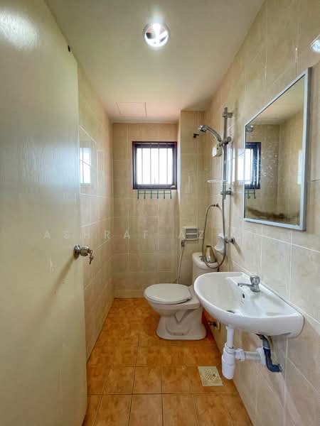 2.5-storey Terraced House for Sale in Putrajaya (Putrajaya) - Ashraf Azwan - Bathroom - PropertyGuru.com.my