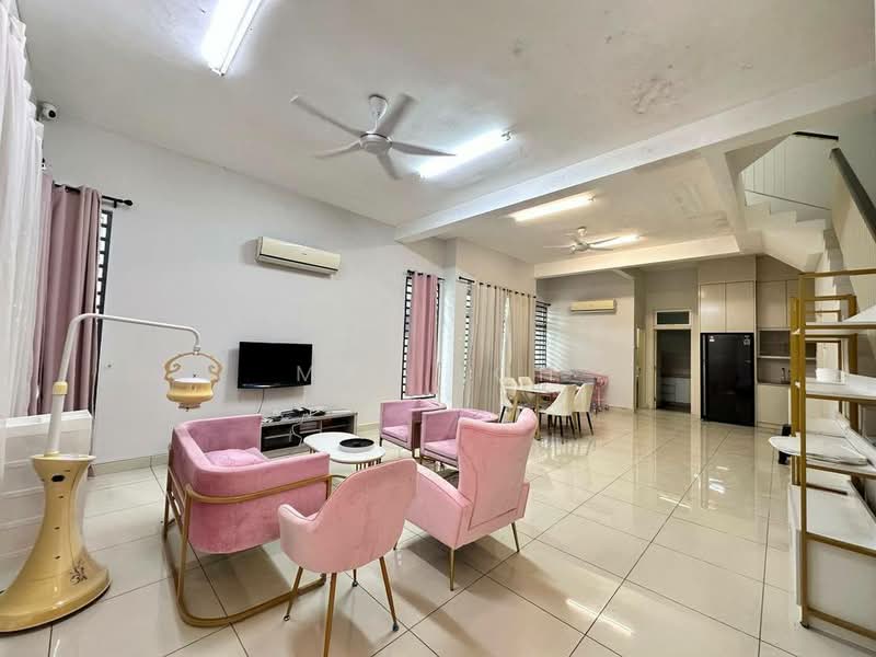 Cluster House for Sale in Taman Nusa Sentral (Iskandar Puteri (Nusajaya)) - Max Loh - Living Room - PropertyGuru.com.my