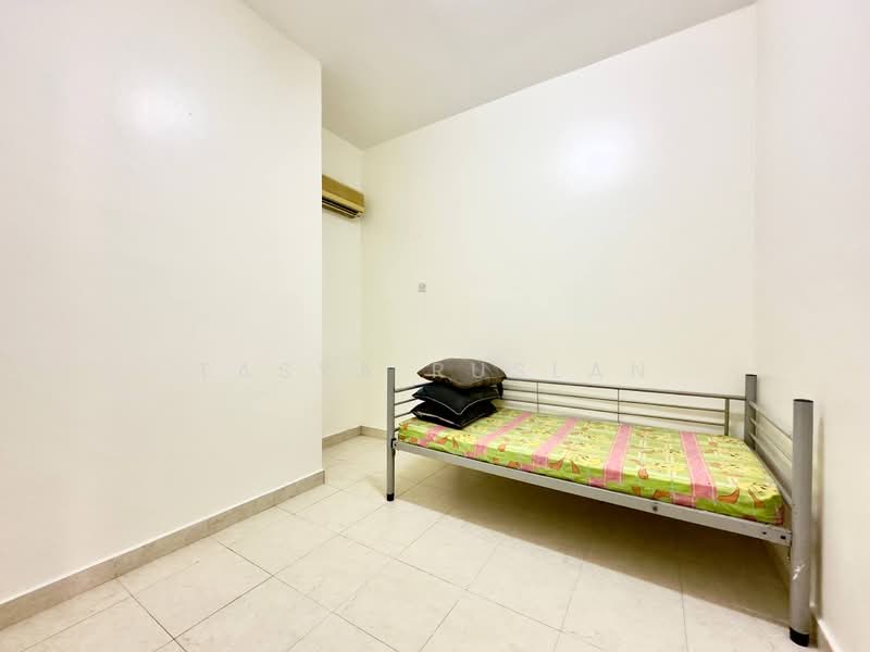 2-storey Terraced House for Sale in Desa Coalfields (Ijok) - Tasya Ruslan - Bedroom - PropertyGuru.com.my
