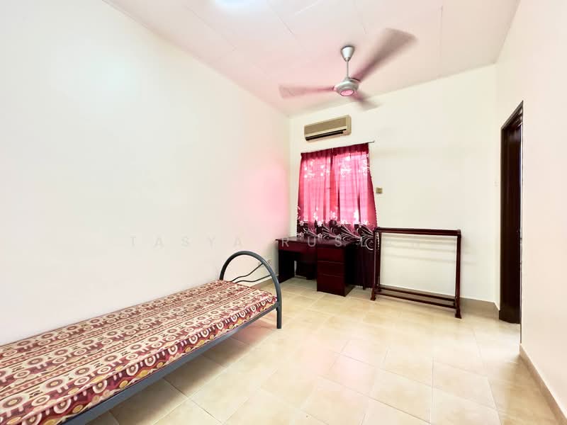 2-storey Terraced House for Sale in Desa Coalfields (Ijok) - Tasya Ruslan - PropertyGuru.com.my