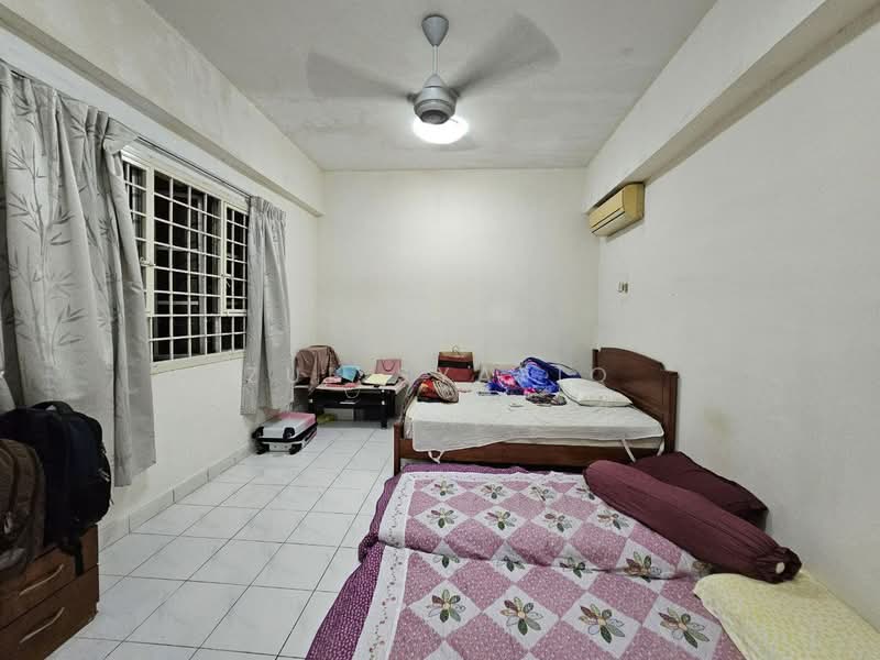 Apartment for Sale at Pangsapuri Mawar - Zul Syafiq - Bedroom - PropertyGuru.com.my