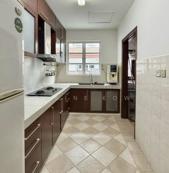 Semi-Detached House for Sale in Petaling Jaya (Selangor) - Elaine Kow - Kitchen - PropertyGuru.com.my