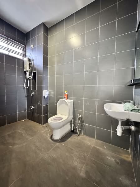 Maya Heights @ Bandar Seri Alam untuk Untuk Dijual - RM 620,000, Apr 2026 - Bathroom - PropertyGuru.com.my