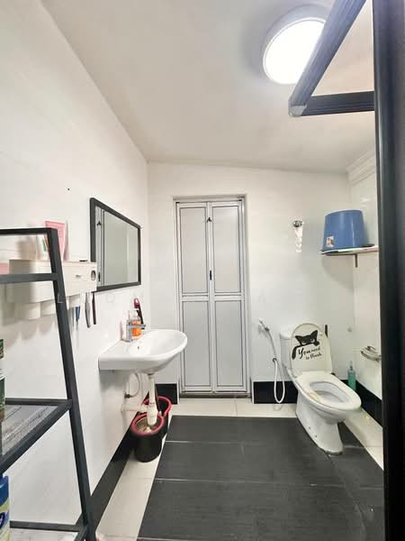 Taman Desaria untuk Untuk Dijual - RM 680,000, Apr 2026 - Bathroom - PropertyGuru.com.my