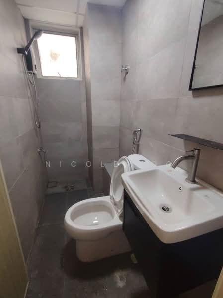 For Rent - Danau Idaman