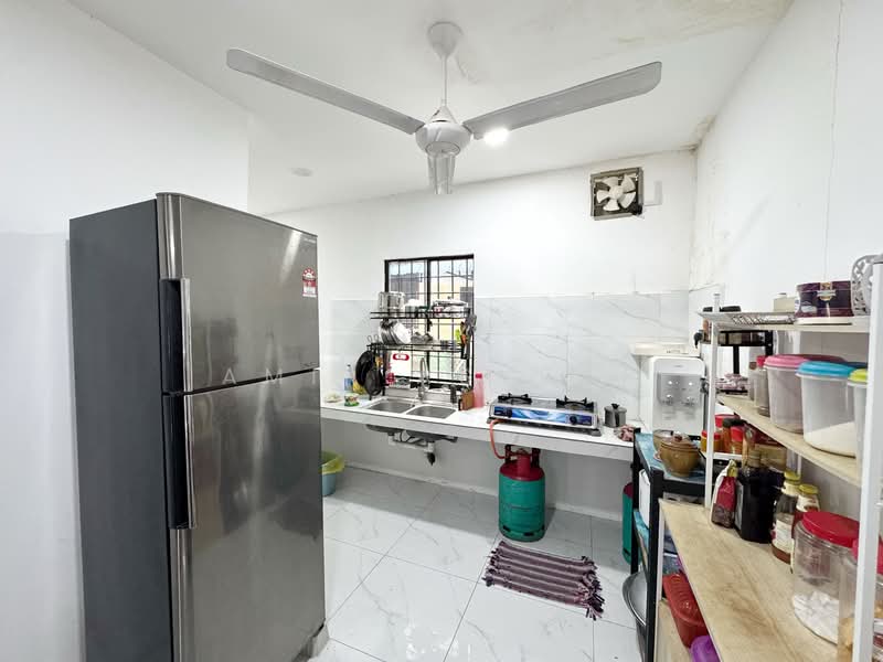 2-storey Terraced House for Sale in Bandar Saujana Putra (Tanjong Duabelas) - Amir Asyraf - PropertyGuru.com.my