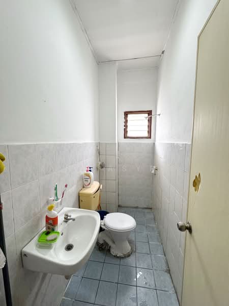 2-storey Terraced House for Sale in Bandar Saujana Putra (Tanjong Duabelas) - Amir Asyraf - PropertyGuru.com.my