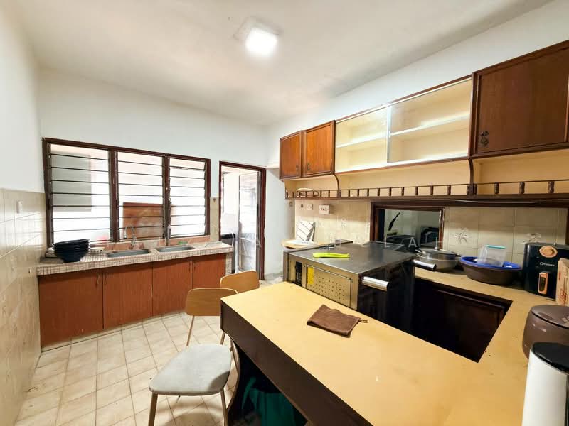 Terraced House for Sale in Taman Tun Dr Ismail (Kuala Lumpur) - Fauzi Abdullah - Kitchen - PropertyGuru.com.my