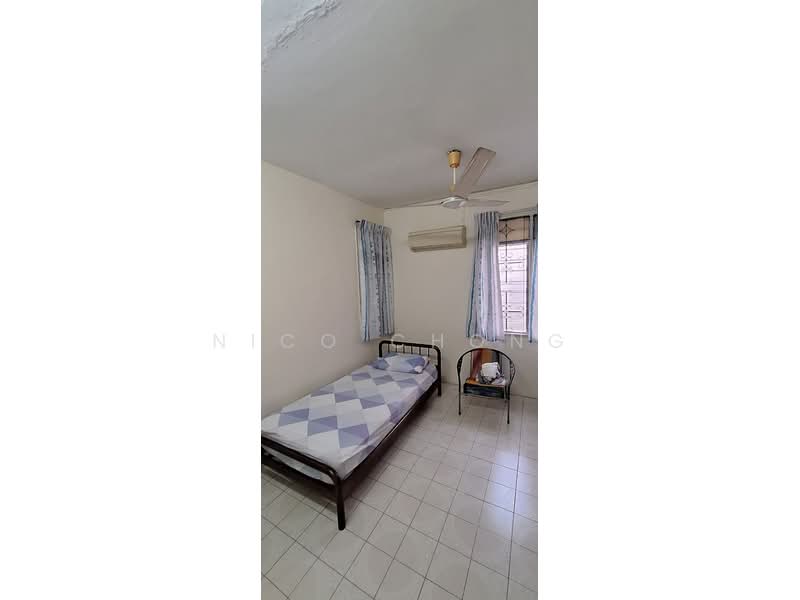 Semi-Detached House for Sale in Taman Pelangi (Johor Bahru) - Nico Chong - Bedroom - PropertyGuru.com.my