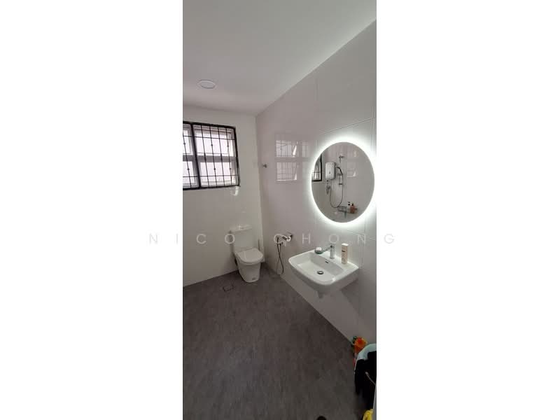 Semi-Detached House for Sale in Taman Pelangi (Johor Bahru) - Nico Chong - Bathroom - PropertyGuru.com.my