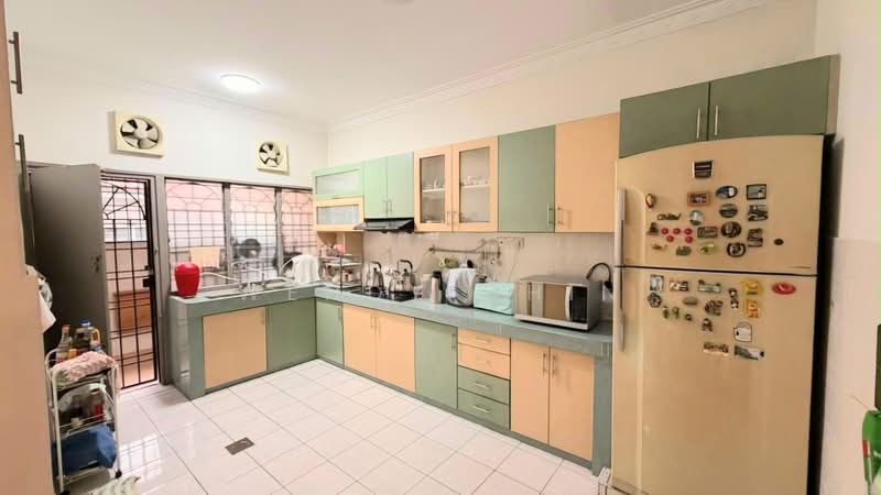 Rumah Teres 2-Tingkat untuk Disewa di TAMAN PUCHONG UTAMA (Puchong) - Wendy Chin - Kitchen - PropertyGuru.com.my