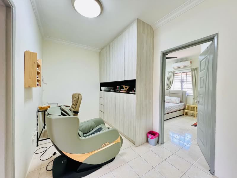 Taman Universiti untuk Untuk Dijual - RM 565,000, Apr 2026 - Bedroom - PropertyGuru.com.my